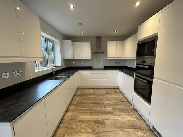 Salter Close, Raunds, NN9, photo 2