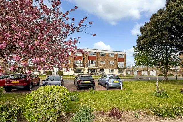 Ash Lane, Rustington, BN16, photo 1