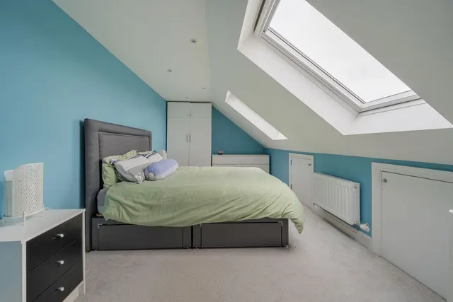 Photo 3 — 58a Beechmount Avenue, London