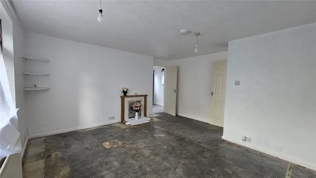 Dinam Road, Caergeiliog, LL65, photo 2