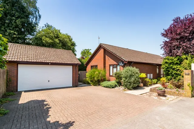 123a Hightown Road, RINGWOOD, Ringwood, BH24 1NL, photo 1