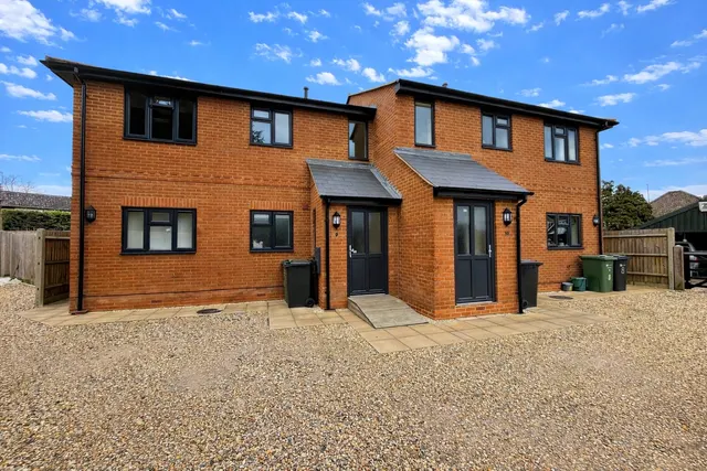 Ash Street, Ash, GU12, photo 1