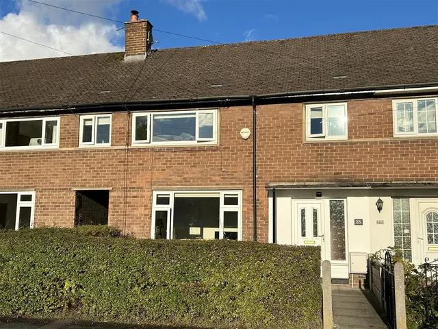 3 bedroom house, Manor Park North, Knutsford, WA16