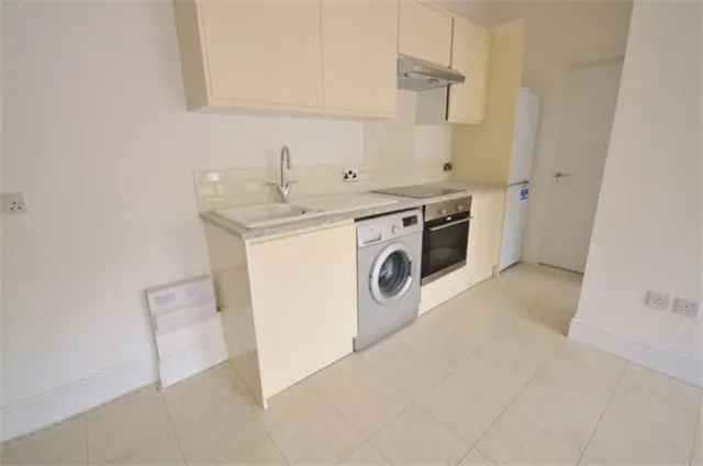 Watford, WD25, photo 2