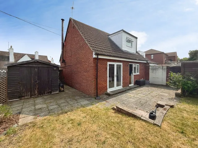 Photo 2 — Drynham Road, Trowbridge