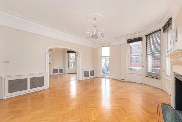 Marloes Road, Kensington, photo 1