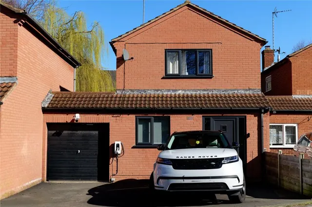 Curzon Close, Rainworth, NG21, photo 1