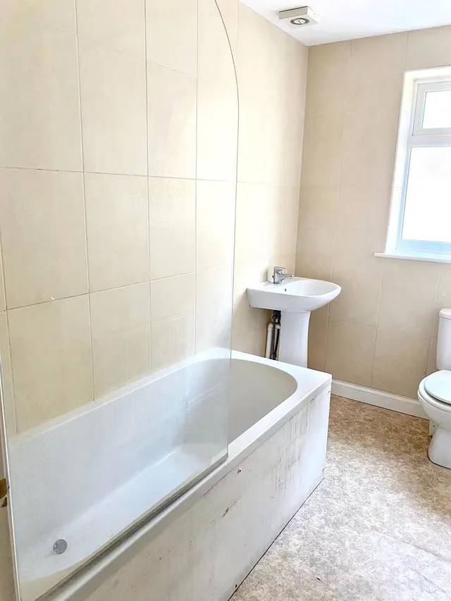 Photo 2 — Alma Road, Bournemouth BH9 1AL