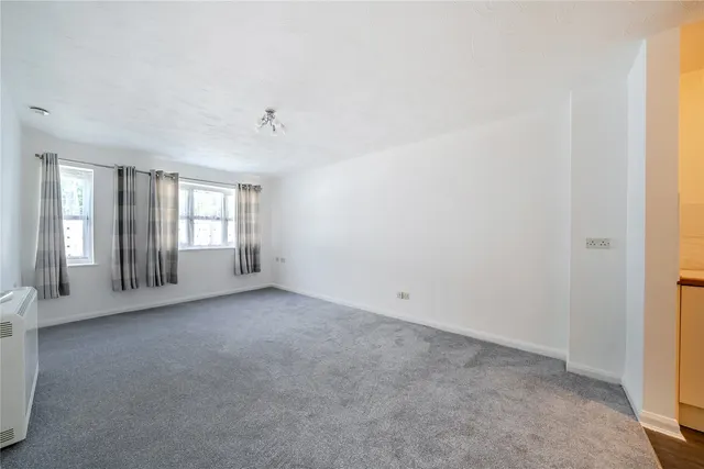 Photo 3 — Pond Cottage Lane, West Wickham, BR4