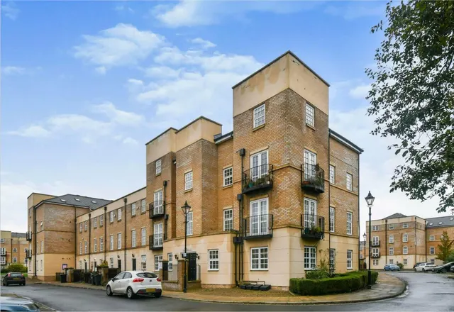 Bishopfields Drive, York, YO26, photo 2