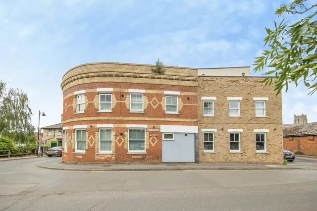 Station Road, Sudbury, photo 1