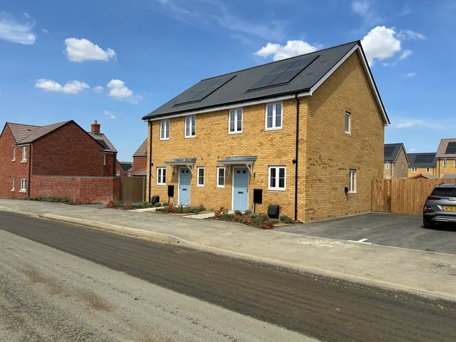 Jubilee Drive, Cottenham, CB24, photo 1