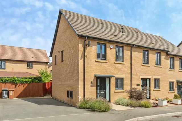 Epping Road, Corby, NN18, photo 1