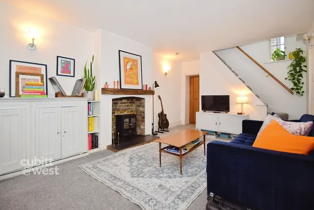 River Road, Arundel, BN18, photo 2