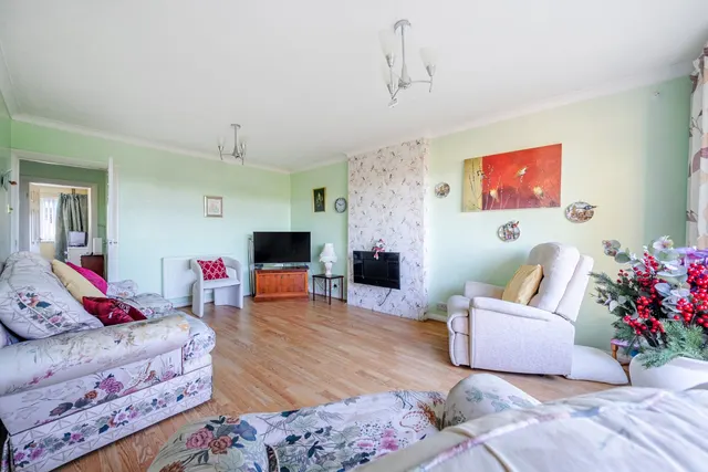 Conway Road, Taplow, SL6, photo 2