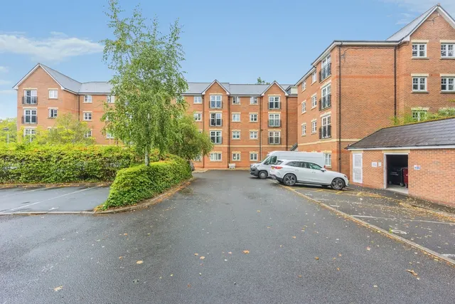 Ladybarn Lane, Manchester, M14, photo 1