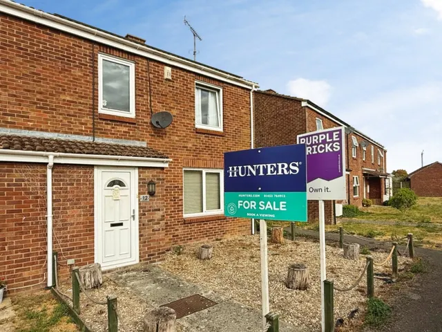 Budding Road, Eastington, GL10, photo 1