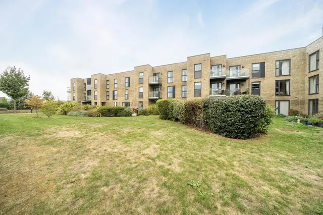 Greenwood Way, Didcot, OX11, photo 1