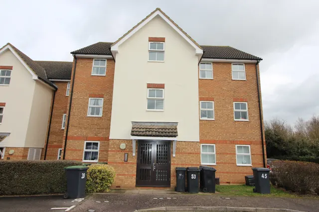 Honeysuckle Close, Biggleswade, SG18, photo 1