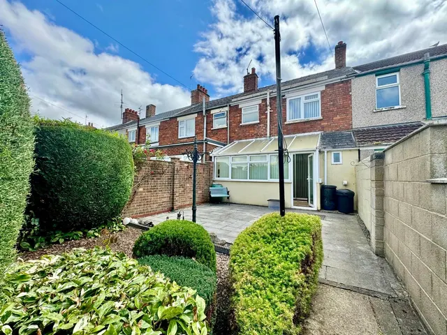 Photo 2 — Bruce Street, Swindon, Wiltshire, SN2 2EN