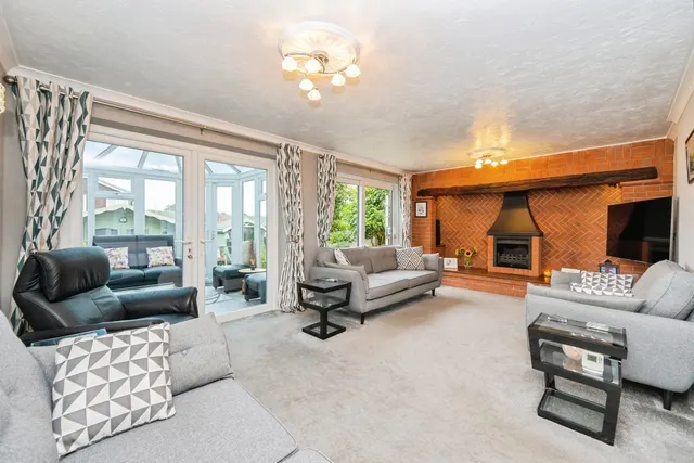 Stafford Road, Lichfield, WS13, photo 3