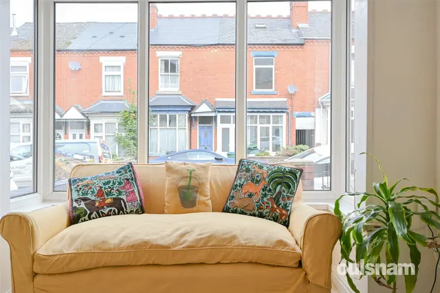 Clifford Road, Bearwood, B67, photo 3
