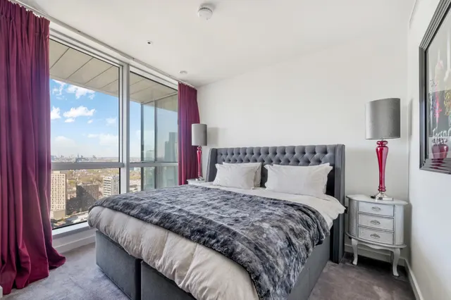 Charrington Tower, New Providence Wharf, E14, photo 3