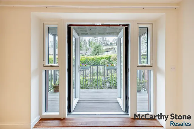 Granham Close, Marlborough, SN8, photo 3