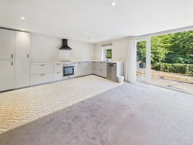 Brook Street, Tavistock, PL19, photo 1