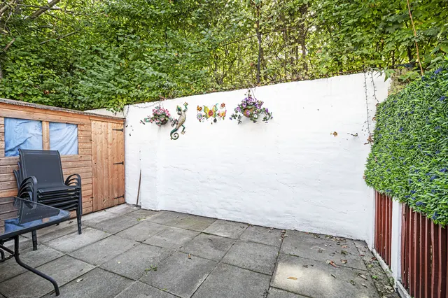 11 Byas House, Benworth Street, London, photo 1