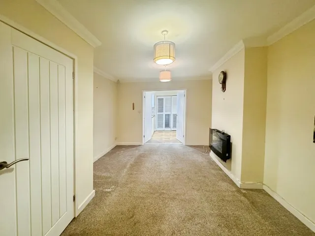 Photo 3 — Ruthin Avenue, Middleton, Greater Manchester
