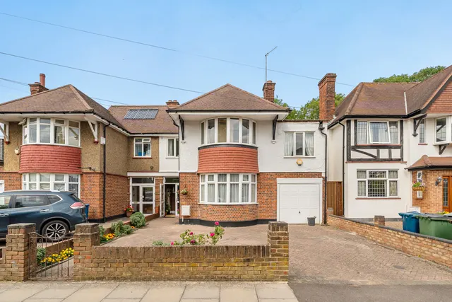 Farm Avenue, Harrow, HA2, photo 1