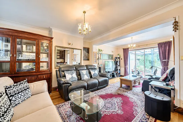 Farm Avenue, Harrow, HA2, photo 2