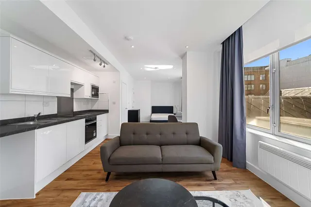 West Smithfield, London, EC1A, photo 1