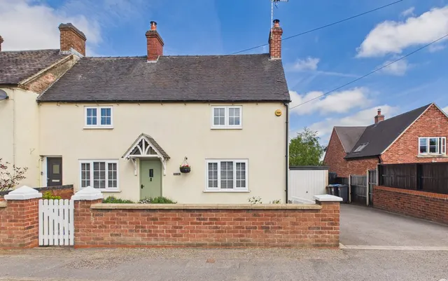 Main Road, Hulland Ward, photo 1