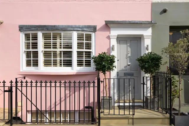 Photo 2 — Uxbridge Street, Kensington, London