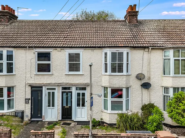 200 Upper Bridge Road, Chelmsford, Essex, CM2 0RU, photo 1