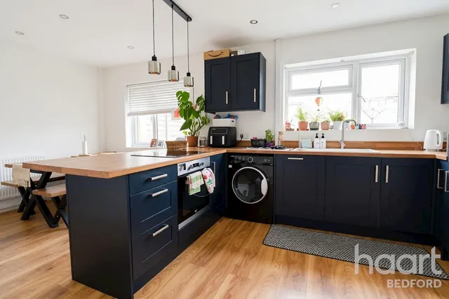 Highbury Grove, Bedford, MK41, photo 2
