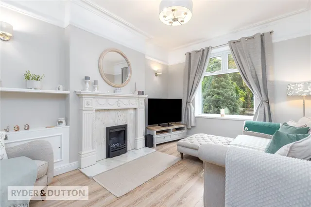 Rochdale Road East, Heywood, OL10, photo 3