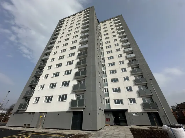 The Lighthouse. Church Walk, L20, photo 2