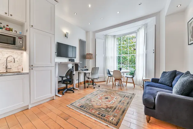 30 Cliff Court, Cliff Road, London, photo 1