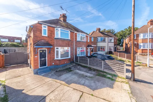 Hawthorn Road, Sittingbourne, ME10, photo 1