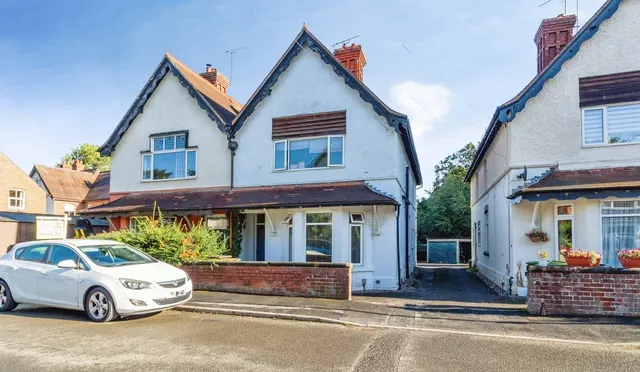 Beechcroft Avenue, Stafford, ST16, photo 1