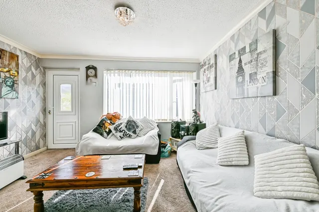 Newmarket Road, Nottingham, NG6, photo 3