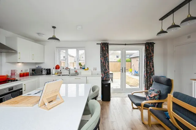 Photo 3 — Haydn Griffiths Way, Armthorpe, Doncaster, South Yorkshire, DN3
