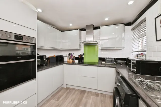 Birchfield Road, Waltham Cross, EN8, photo 3