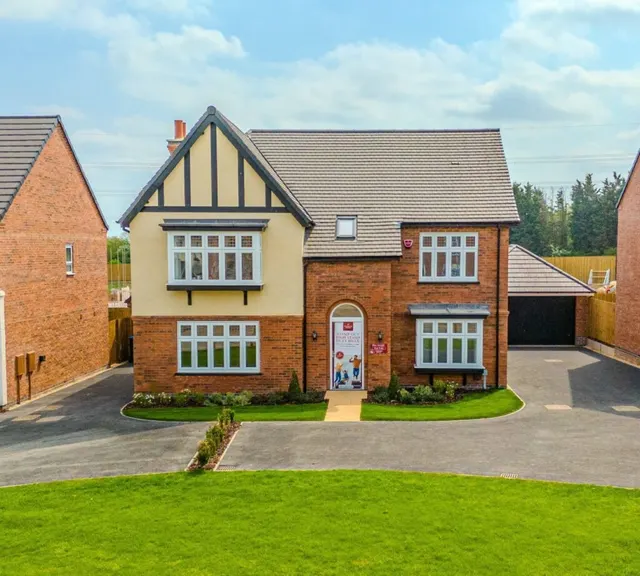 Sunloch Meadows, Burbage, LE10, photo 1