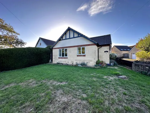 Lypiatt Road, Corsham, SN13, photo 1