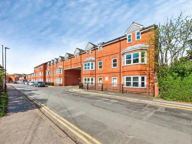 Little Hallfield Road, York, YO31, photo 1