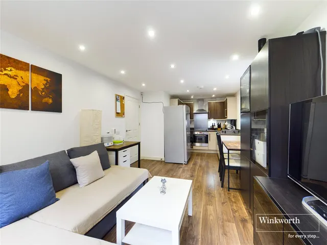 Armstrong Road, Neasden, London, NW10, photo 1